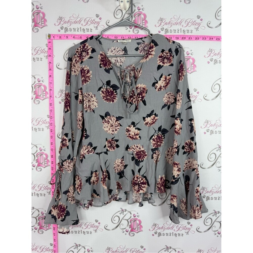 Black Swan blouse grey Floral Tie-Neck Ruffle Hem Blouse